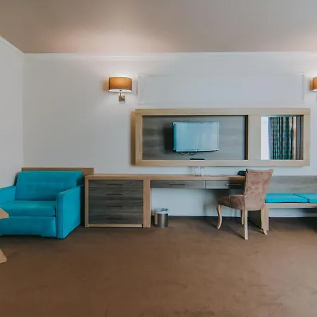 Tiara 4* Sunny Beach